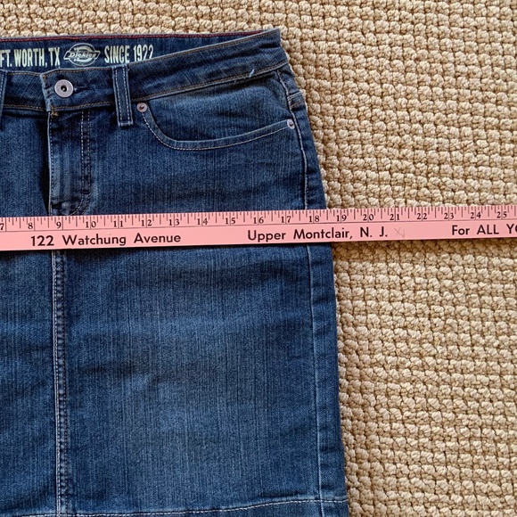 Dickies Denim MiniSkirt (size 4 - runs very large) - Picture 5 of 8